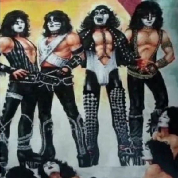 Classic KISS rock & roll Band throw pillow neck back Gene Simmons Love Gun LP - Picture 3 of 5